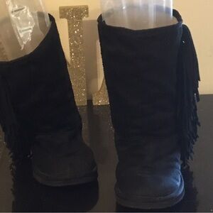 Lamo Black Fringe Winter Boots